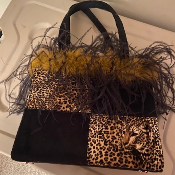 Animal Print purse with feathers - Picture 1 of 4